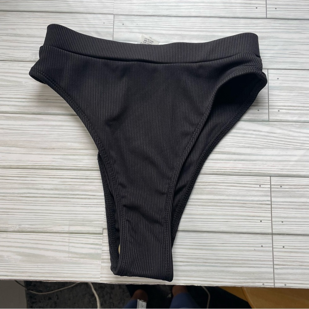 Lulus high cut high waisted‎ Black Ribbed Bikini Bottom size xs